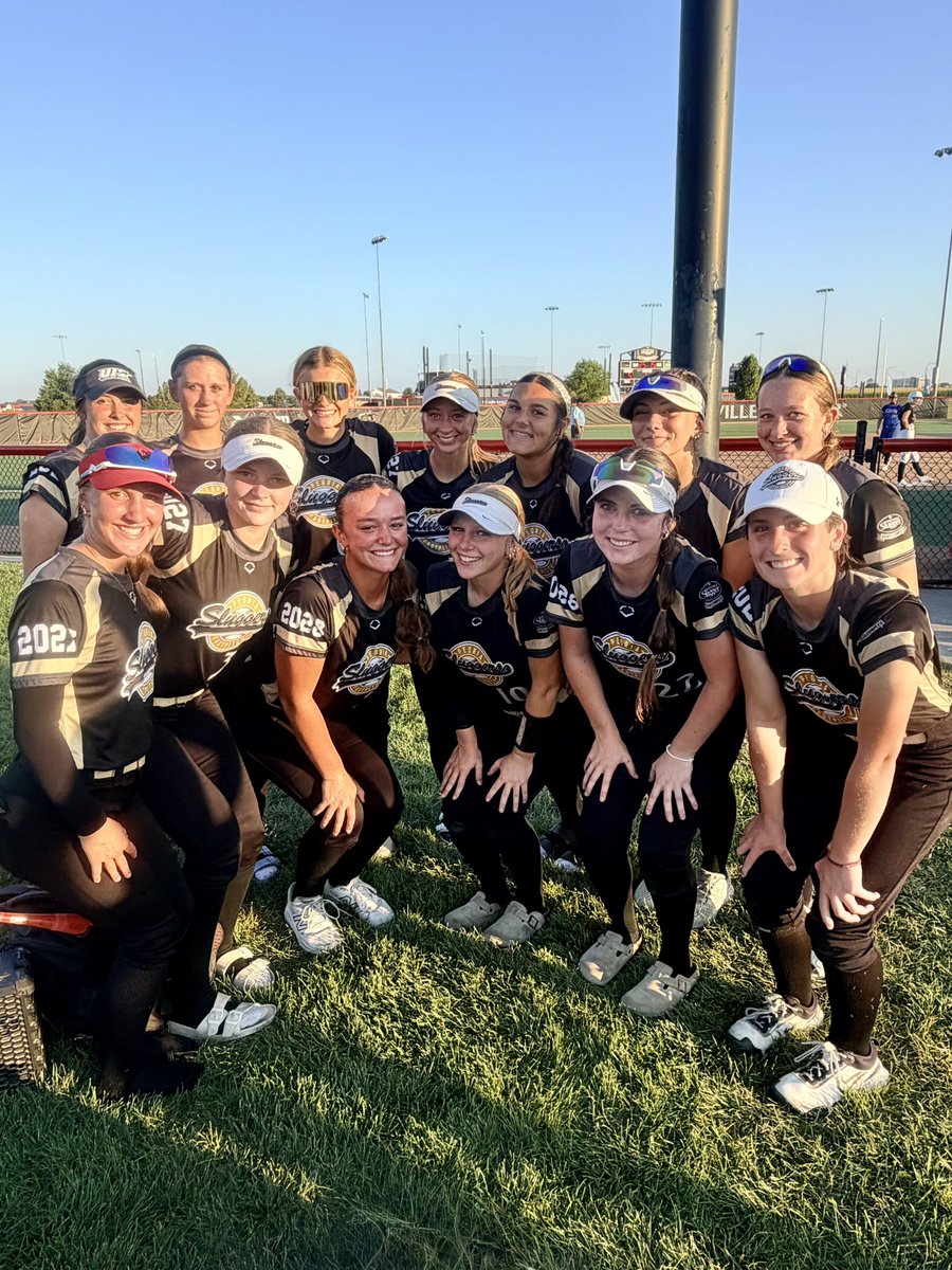 GoldPeoria's tweet photo. Bracket dub 9-0 for 1st round. Tomorrow @ 4:45 on field 3 next round ready! https://t.co/Kh8wdgwjZM