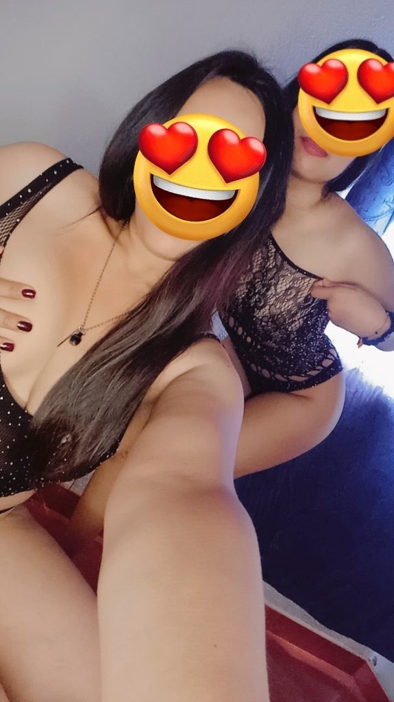 Amigas69Tabogo's tweet photo. Hola buenas noches 

Como están ? 

Que hay pa hacer 

Bogotá está como apagada, vivimos prácticamente al lado de todos bares y moteles y soledad total jajaja porque será ? La economía está muy llevada ? https://t.co/8VLEayFFDa