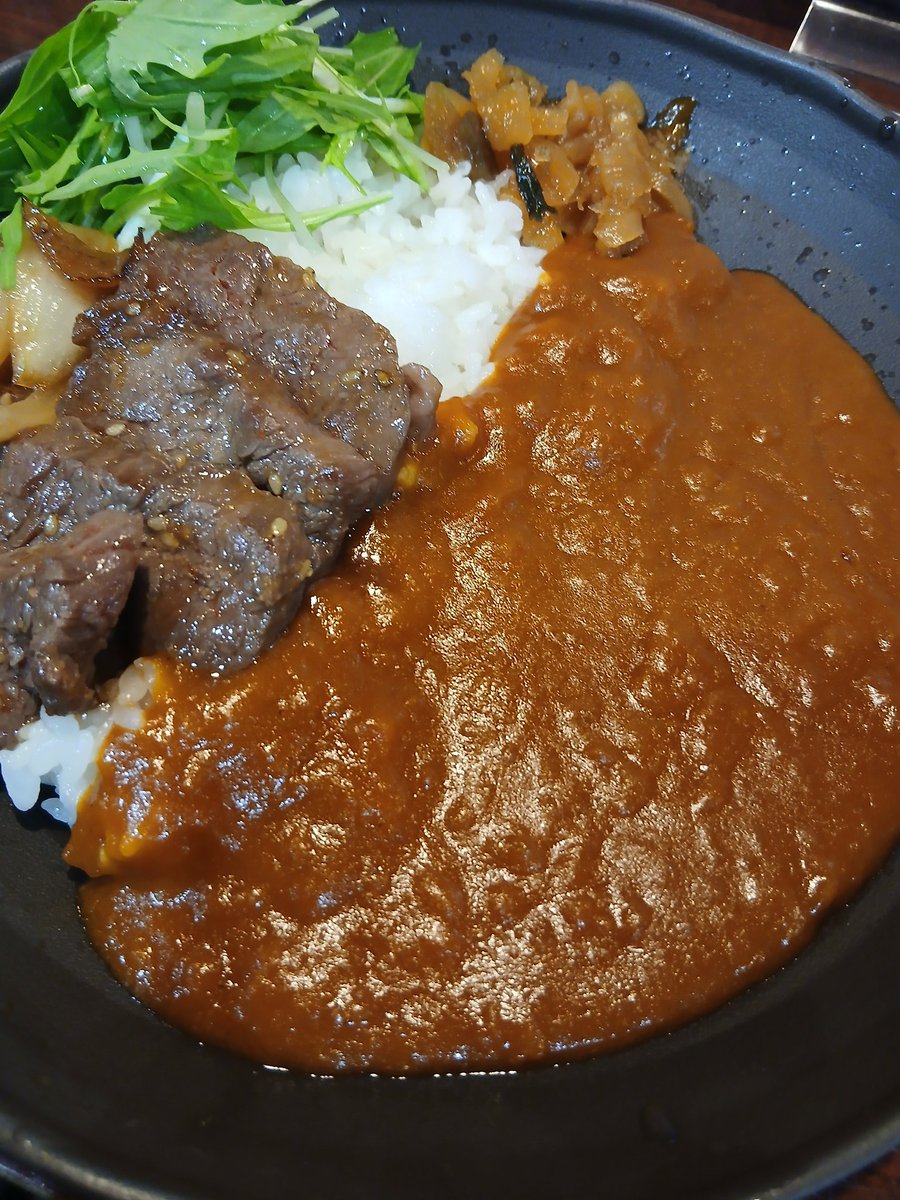 sanjuushi_fuku's tweet photo. Xにあがってた昨日の珍しい雲
見たかったわ~😆

今日の函館山は雲隠れ中☁️

昨日お暑い中🍛🌠
ご来店のみなさまに感謝です🙏😂🩷

本日
11:30~ｶﾚｰのﾎﾟﾙﾄｽ🍛🍝
土曜日なので
夜の部ｱﾗﾐｽ🌠🍻は
17:00~open します💁

☔予報
お気をつけてご来店くださいね～🤗🪑

🍀19(日)20(月)お休みです🍀 https://t.co/xZcJxOJCSR