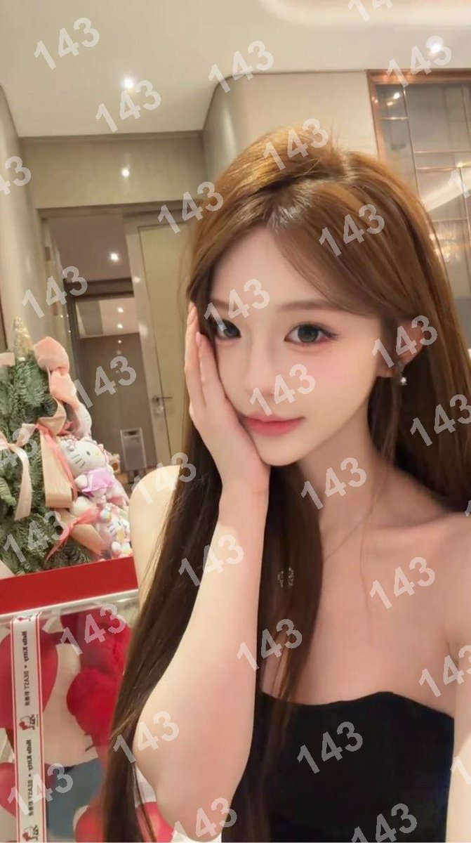 Gamer__101's tweet photo. 实在呆不下去了，我下楼溜达一圈，回来门卫死活不让进，说我危险要隔离我，我没发烧没咳嗽，没去外地，凭什么不让我进结果门卫告诉我，最迷人的最危险
👉助理@bornlucky79
看上了请截图妹子便客服快速安排
嘉兴市平湖市林埭新庄文化广场
#嘉兴 https://t.co/IQDuZtE1OR