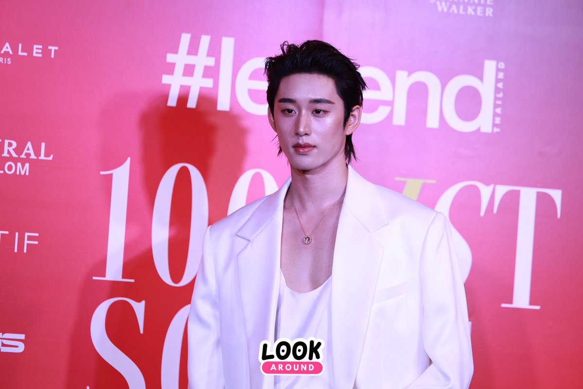 LookARound tweet media