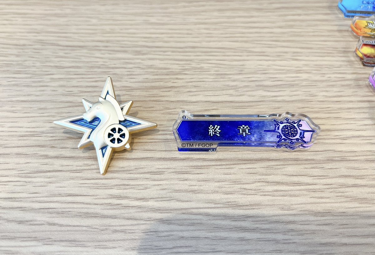 saitoh_michiru's tweet photo. 社章と名札 https://t.co/j4jC6d3uEq