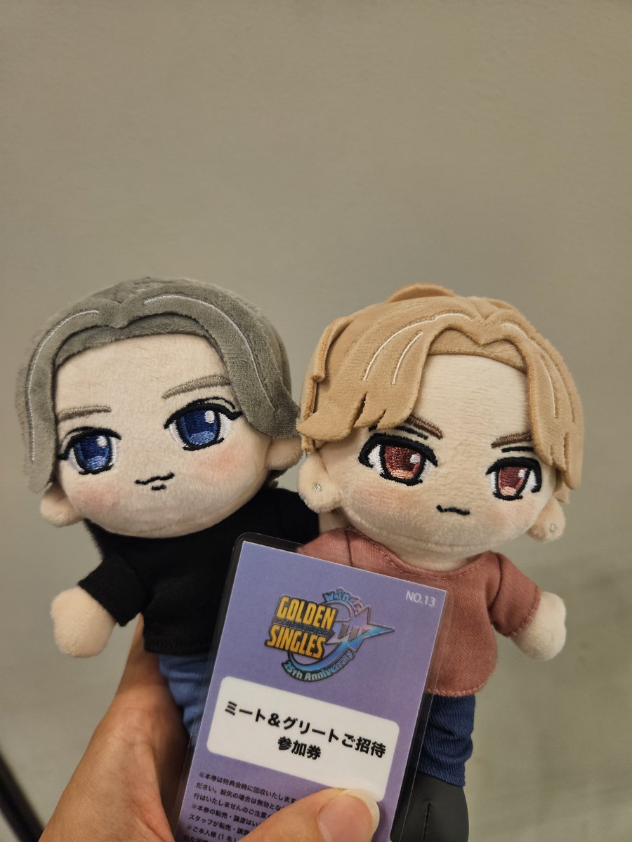 manaw_314's tweet photo. 今ツアー最後の参戦になる八王子公演で人生で初めてミーグリ当たった😭
伝えたいこと多すぎて伝えきれなかったことがあるのが悔やまれる😭
間近で見るおふたりはライブ後とは思えないくらい美しかった。涼平くんはにこやかにずっと話聞いてくれるし、慶太くん気さくすぎて本当に夢の時間だった🥹💙❤ https://t.co/UYSTMm1Q57
