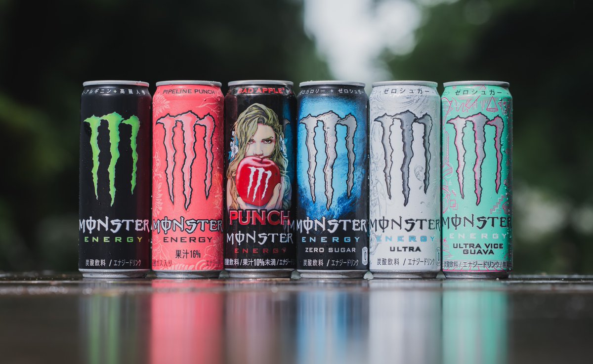 MonsterEnergyJP's tweet photo. 3連休を遊び尽くすエナジーチャージが必要だ🔥

キンキンに冷えたモンスターを準備して、最高の休日にしようぜ😎
さあ、みんなはどれを選ぶ？ https://t.co/XGK6IhYgUI
