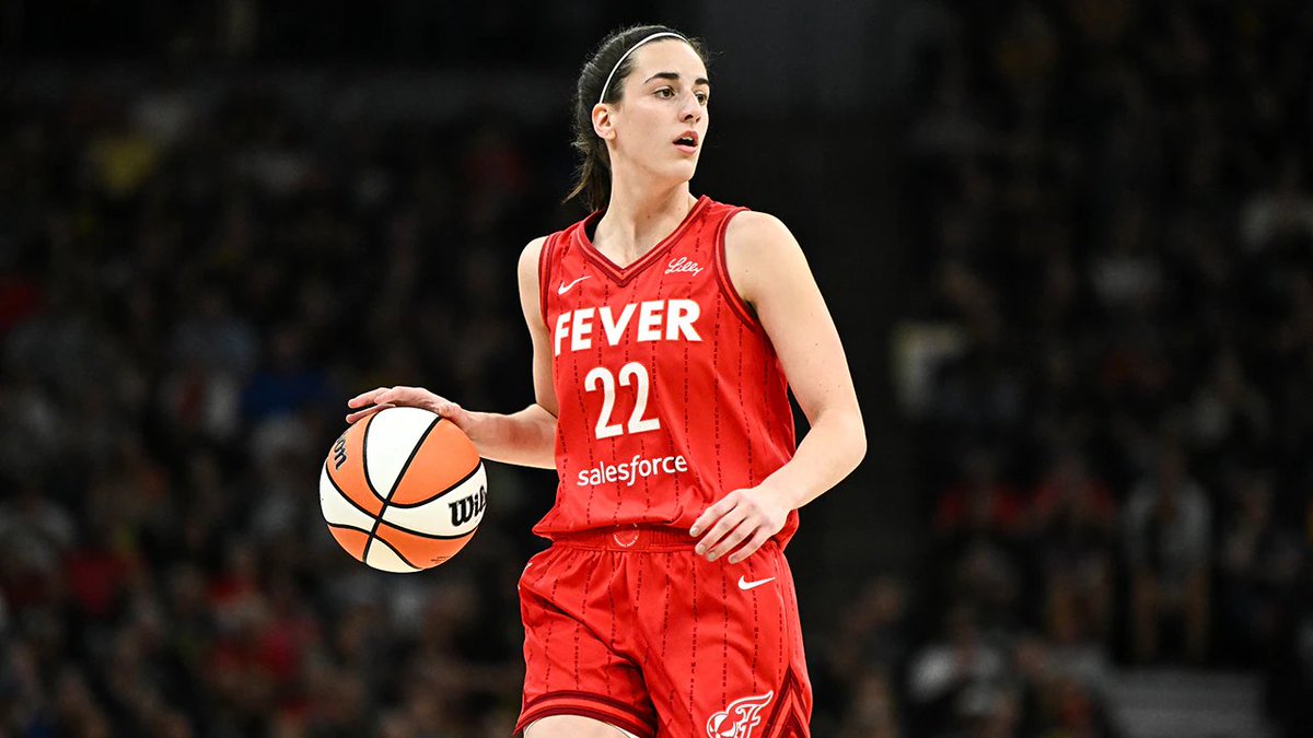 CClarkReport's tweet photo. Records Caitlin Clark broke tonight:

First 40 point 10 assist game in WNBA History
First 45 point 10 assist game in WNBA History
Most single game points by a Fever Player (45)
First player to record 45+ points in 30 or fewer minutes https://t.co/3nqq3MIfI5