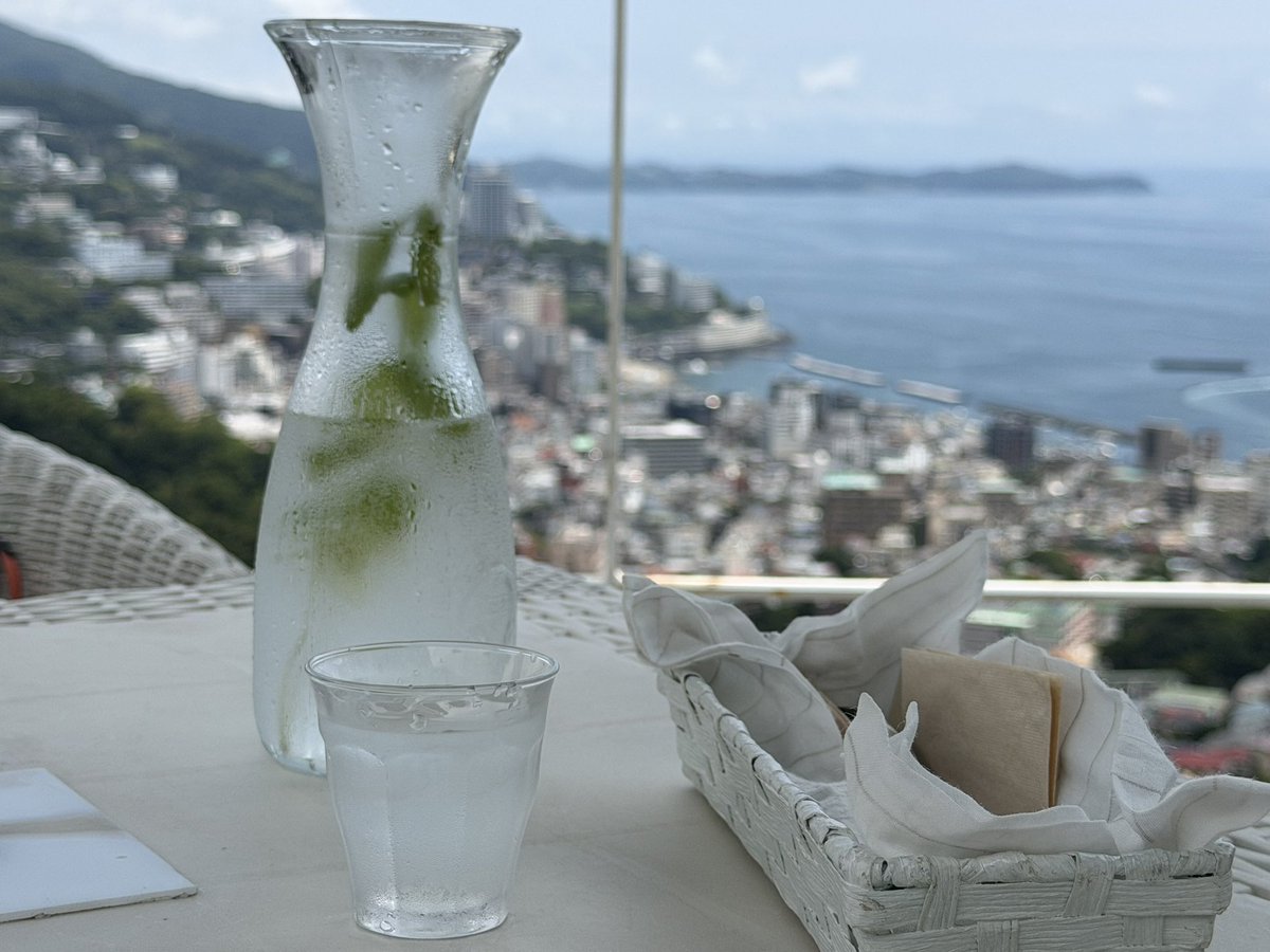 Ikuhisa's tweet photo. 愛鷹前に熱海で夏気分。 https://t.co/TQrDvkYgjl