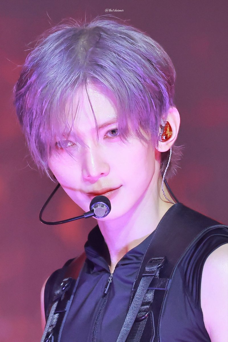 the01charmer's tweet photo. 260717 
이거 완전 레온 케네디잖아…

#에이티즈 #ATEEZ 
#여상 #YEOSANG https://t.co/5kElBqseEt