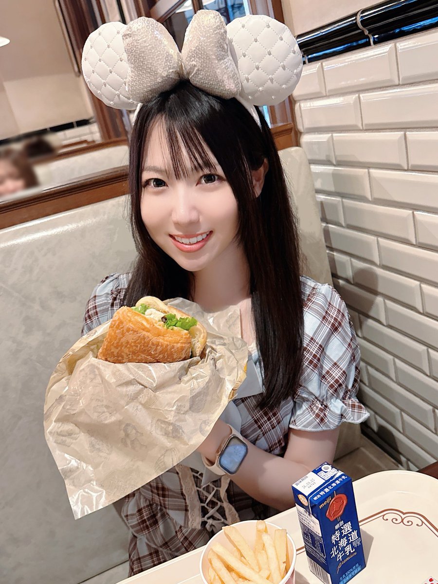 kominatosayu's tweet photo. 全部おいしかった✨🐭🥪🥛 https://t.co/dI0LBQmLQJ