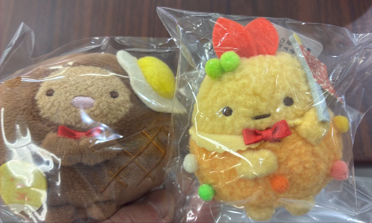 sumikko_tn's tweet photo. 整理券とれない程で狙ったけど取れたので20分で化粧と朝ごはん済ませたためぬい等は持ってこなかった🤣
ティースプーン心配だったからゆっくりお顔選びできなかったけど最初に手に取った子可愛くて。だいたいみんな均等に可愛かった、よきよき🥰 https://t.co/YiG8RBBfb5