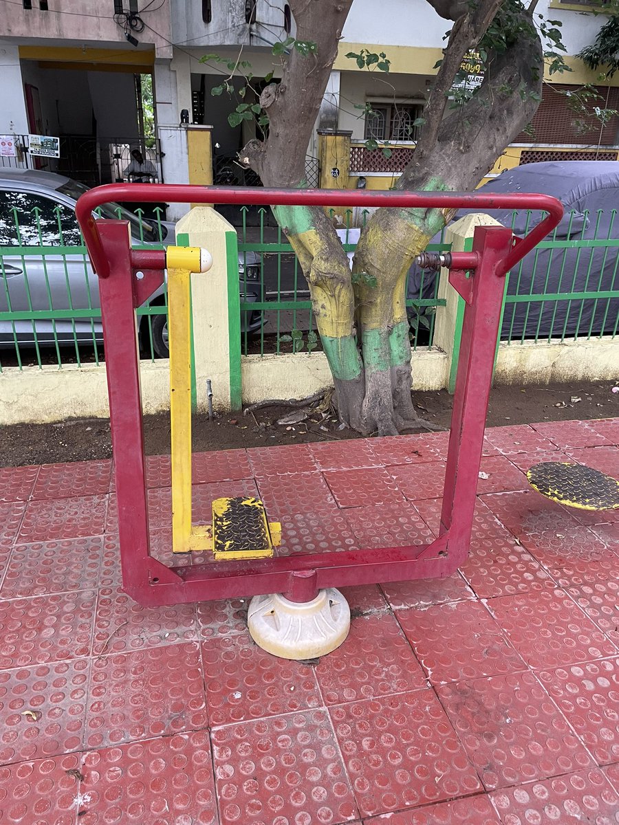 Tech_Senthil's tweet photo. @chennaicorp Equipment not repaired in months. Earlier complaint months ago not acted upon. https://t.co/L0A5seH6Gq