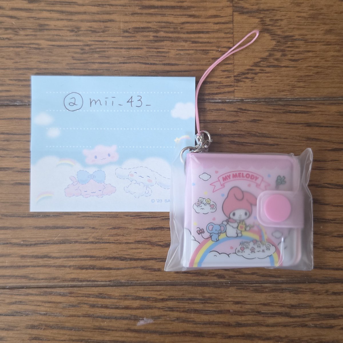 mii_43_'s tweet photo. ◆交換◆サンリオ シークレットビニールウォレット風ミニミラー 交換

【譲】マイメロ
【求】キティ

郵送希望、同時発送○
検索からでもお気軽にお声掛け下さい！ https://t.co/kvFJLOhDky