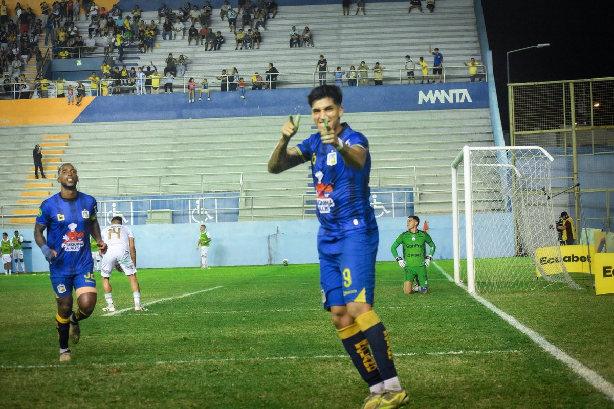 DelfinSC's tweet photo. DALEEEEEEEEEE MATADOOOR 🤩💙💛

@franco.ayunta https://t.co/f0QLjT6HqX