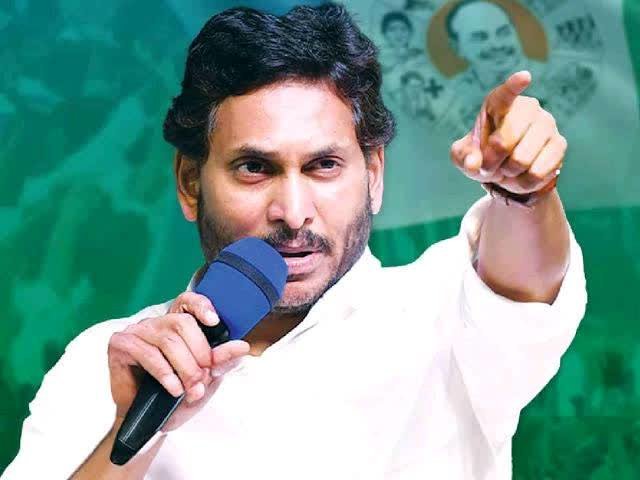 CHANDRAKAKANI1's tweet photo. రావాలి జగన్ కావాలి జగన్ మన జగన్
#jagan #ysrcp #apcm
https://t.co/TTlAR1sS3x https://t.co/A8ZfqBkZVS