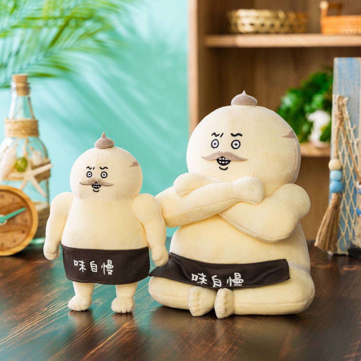 chiikawa_market's tweet photo. ＿人人人人人人人＿
＞　バーーーッ　＜
￣Y^Y^Y^Y^Y^Y￣

ブレない軸、つつみこむ器・・・
どっしり島二郎グッズ 発売中🍛
7/24(金) ＆ 8/7(金)11時発売の NEW島二郎も要チェック🍲

🔻ご購入はリプライから🔻　#映画ちいかわ　#ちいかわマーケット https://t.co/33x2fvpzA0
