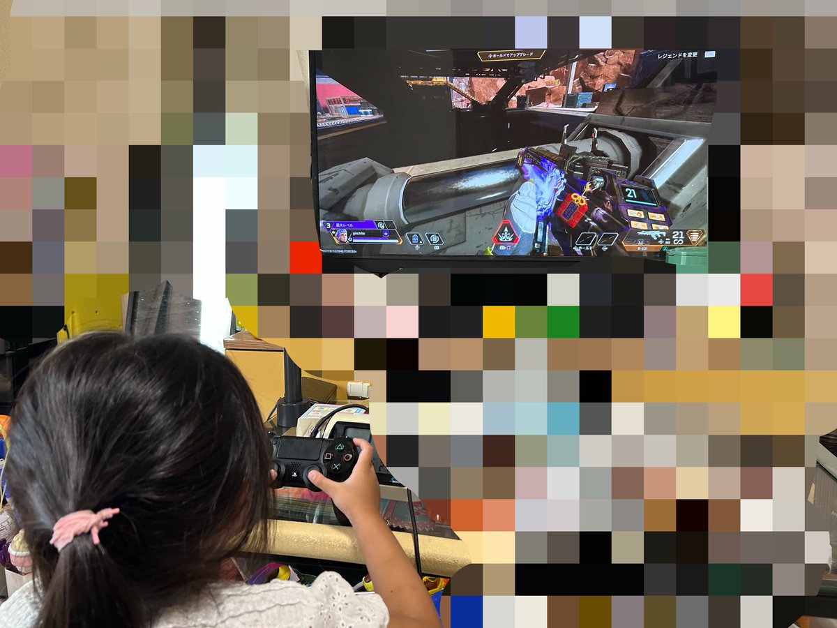 58Route's tweet photo. APEX体験中（4歳）
英才教育始めるか？ https://t.co/n3fqUCLkIW