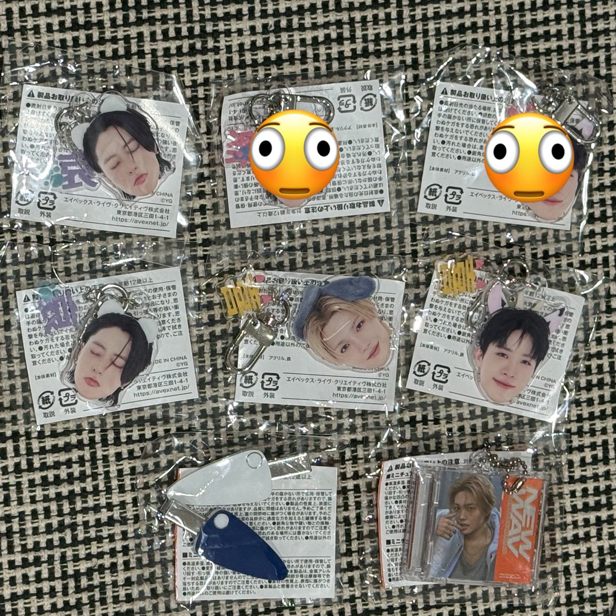 GINKZz's tweet photo. พร้อมส่ง กู้ดสมบัติ🩵💎

✨กาชาปอง  180 THB 

✨กิ๊บโยชิ 280 กิ๊บน้องโดยอง 250

✨ค่าส่ง 40 📩

สนใจDMได้เลยค่าาา 📝
#ตลาดนัดtreasure #ตลาดนัดเด็กสมบัติ https://t.co/Enoz3PzOBD