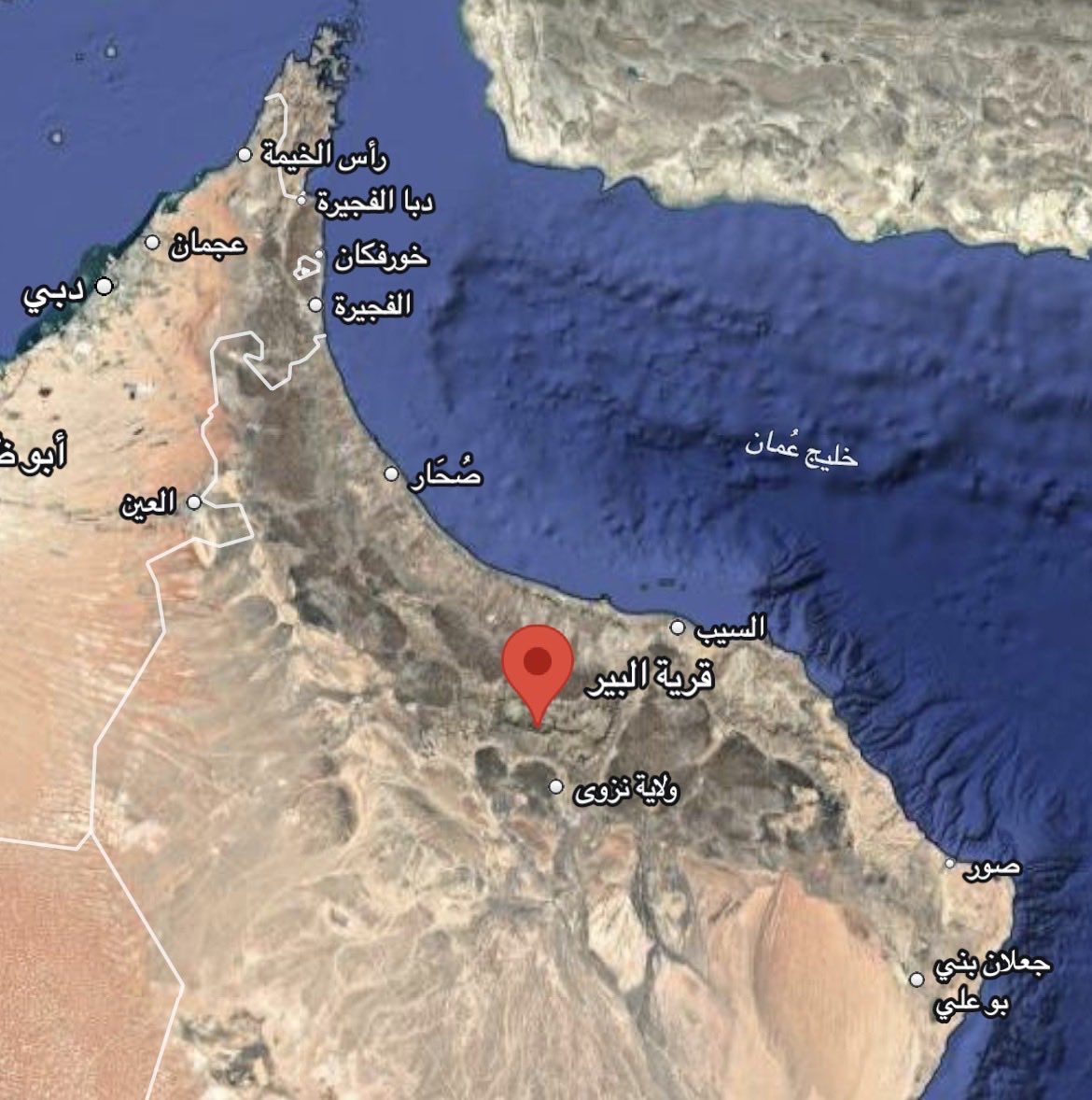 UR0cz's tweet photo. علاقة  قرية #البرة و #البير 

حدثني والدي عبدالله عن عم والدته عبدالله آل فايز العريني رحم الله الجميع

أن قرية #البير كان أول من أحياها وأنشاءها كتجمع سكاني عمراني هم خواله #العرينات وأن أسرة آل نحيط الكريمة كانوا أول الأمراء عليها  ثم رجعوا للبره  وكثير من عرينات البرة كان في البير وانتقل كثير من العرينات لسدير والرغبه والبره بعد بعض الظروف الديموغرافيا نتيجة النزاعات على الموارد الطبيعية 

وأن من سمها البير هم العرينات حيث حفروا بير فيها وكان عذبا وذكر لي أن هناك أوجه تشابه في المسميات بين البرة والبير  والرغبة نسيته والله المستعان ومسمى البير شائع  في البلدان العربية على الأماكن و القرى  لأن البير رمز للحياة  والتجمع لما فيه من ماء