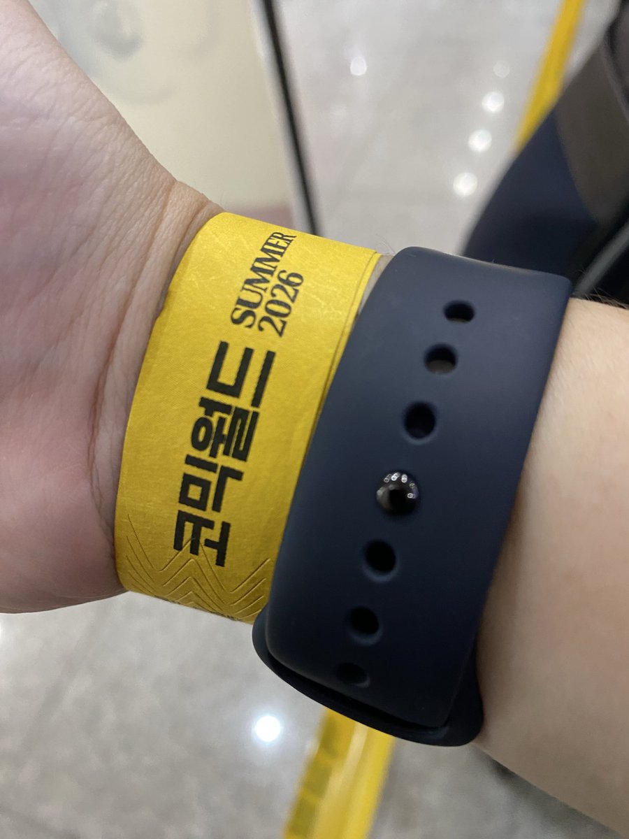 gri_oni's tweet photo. 韓国のコミックワールドSUMMER2026に来ました！！！✨
めっちゃワクワクしてます！！

#코믹월드 https://t.co/zI0PaWsBoW