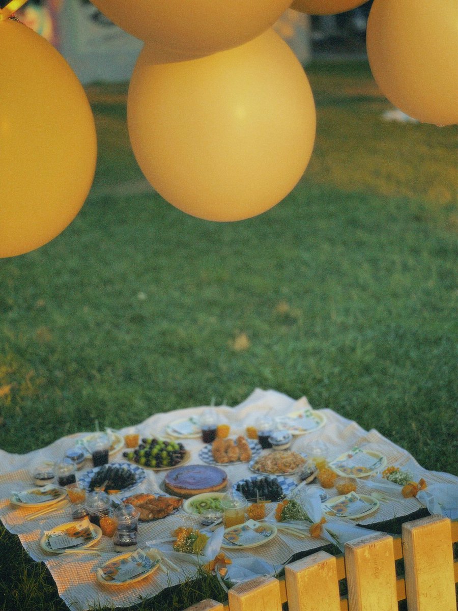 any_yone's tweet photo. Daha yaşarken özleyeceğimizi bildiğimiz günler var.
🥹💛🌻 https://t.co/oSilKHoopq