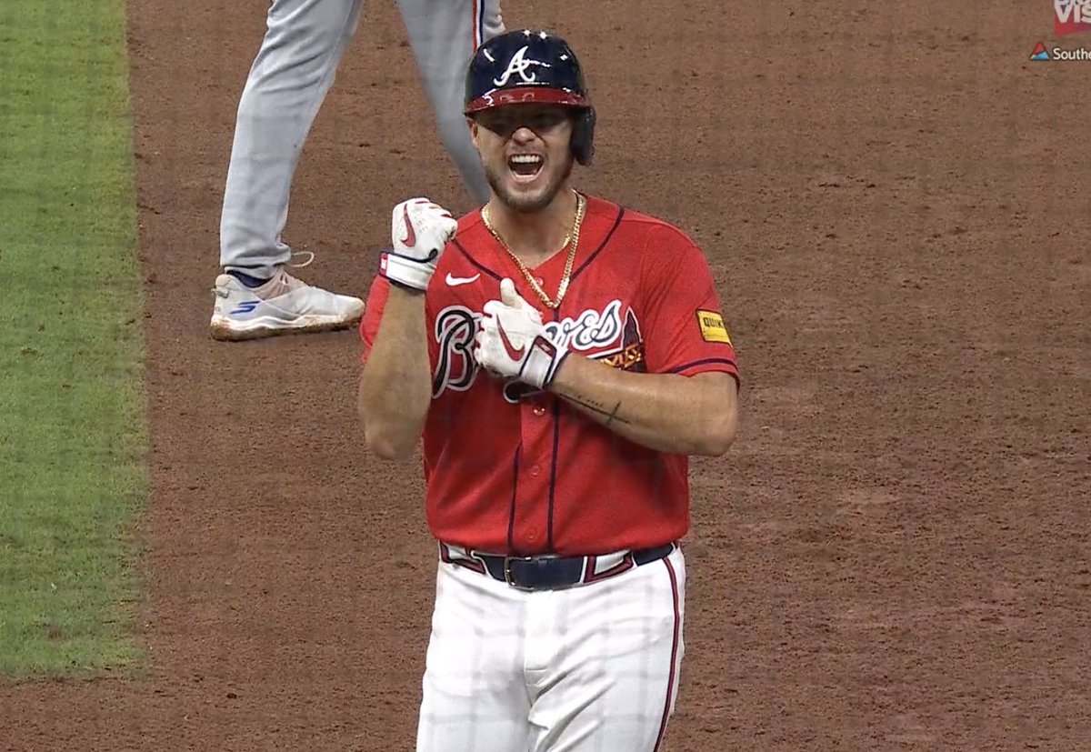 BravesVisionTV's tweet photo. Only MLB pitcher to have an RBI this season. Just saying🔥 https://t.co/Mz7PBGEsOR