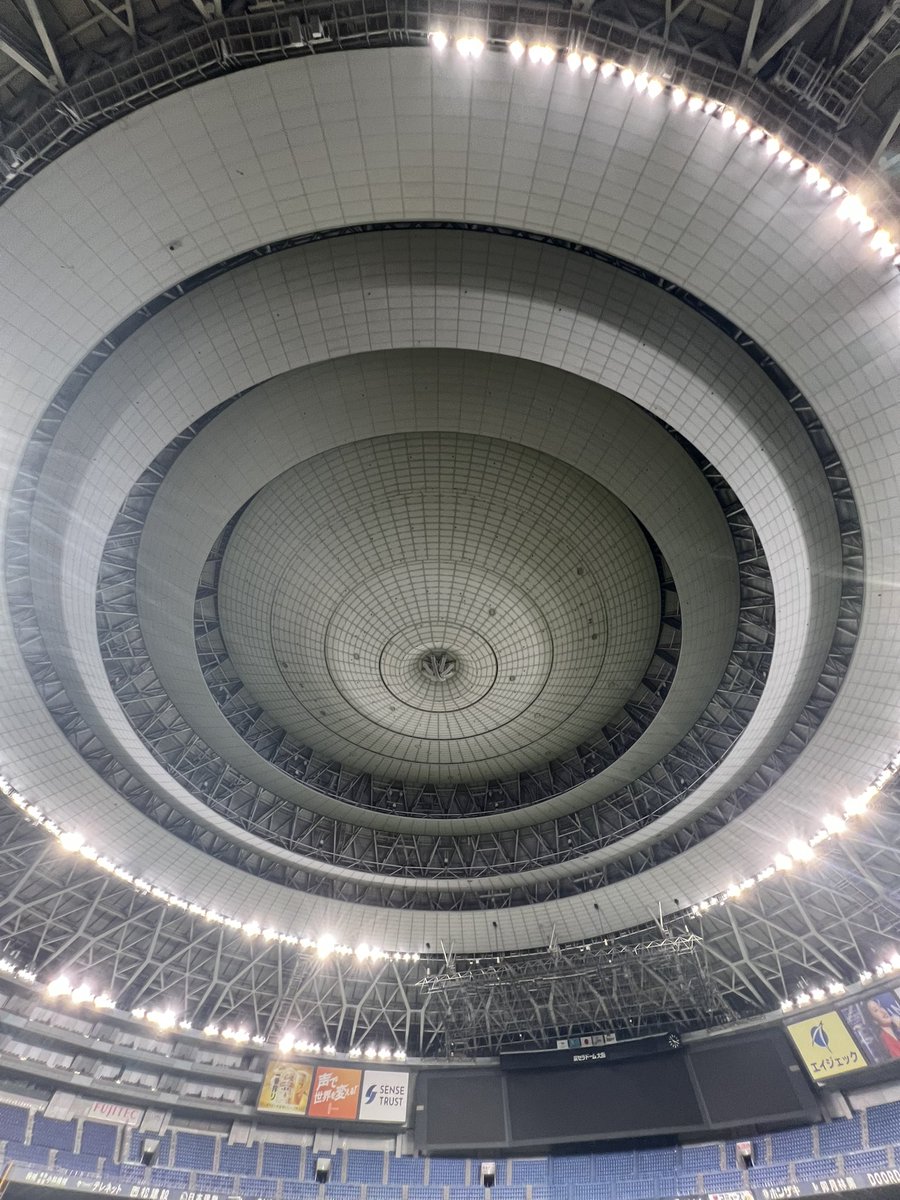 nagara_penguin's tweet photo. 野球でもアイマスでも奇跡が起こりがちなこの京セラドーム。

あの北川が代打逆転満塁サヨナラホームランを打って、牧野由依と瀧澤俊輔が奇跡を起こした場所に選手として立つ事出来ました。企画していただきました主催の皆様、貴重な経験をありがとうございます。

#PBMオールスターゲーム2026 https://t.co/AT7GIaTOy1