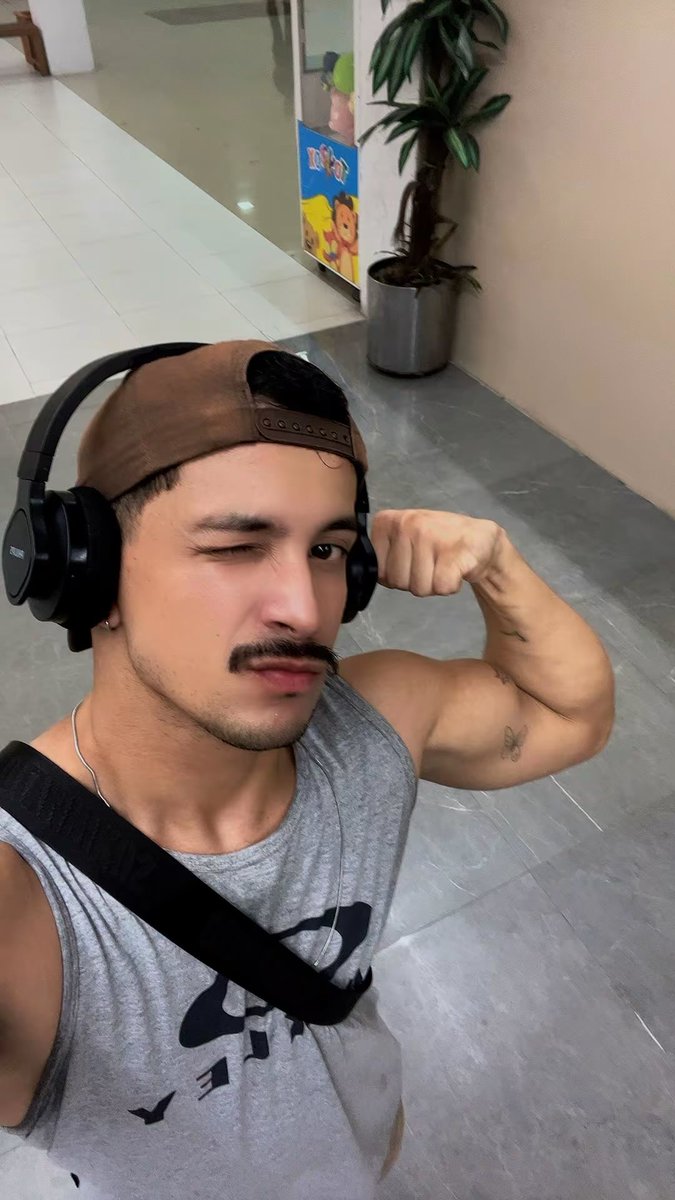 Leandro tweet media