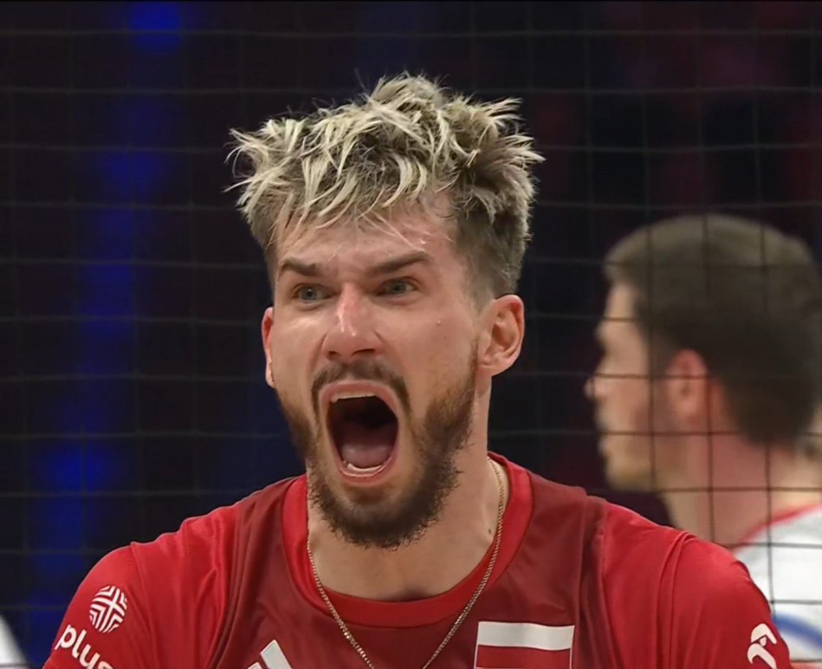 raszplaa's tweet photo. oj wiązanka poszła #gangłysego https://t.co/gfDz5Gbihk