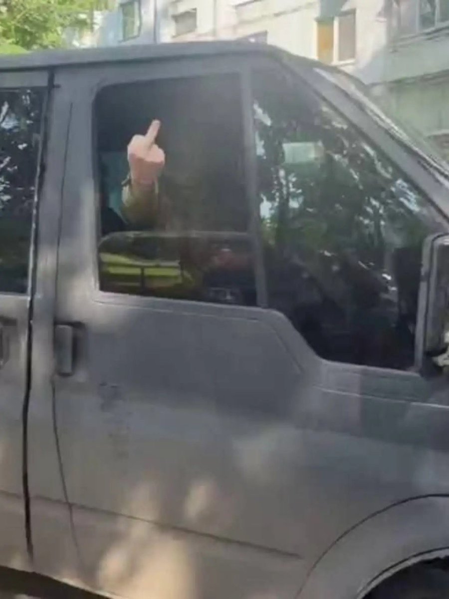 BowesChay's tweet photo. More "Freedom and liberty" in Ukraine?

The Dictatorship's goons now dont even try to conceal their contempt for what remains of the population. 

Dont forget, CNN and BBC say "Ukraine is winning" https://t.co/Imi4PBpLbe