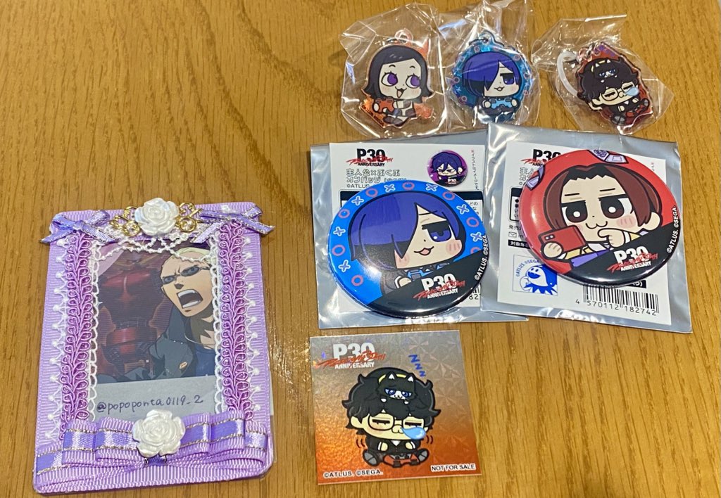 popoponta0119_2's tweet photo. 【交換】
ペルソナ P30th セガストア ぶくぶ 

マーカーチャーム
譲:罰(舞耶)、P3（キタロー）、P5（ジョーカー）　各1

缶バッジ
譲:P3（キタロー）、P5X（ワンダー）　各1

特典ステッカー
譲:P5（ジョーカー）

全て・求:P4主人公

本日渋谷手渡し>または郵送
どうぞよろしくお願い致します https://t.co/YTrSGdENIM