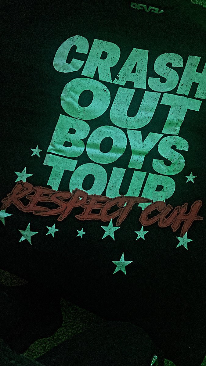 El_Rafeal's tweet photo. @kick @DeenTheGreat @AdrienBroner @RobertEaster_Jr @SUPERJUDAH #TeamCOB #MerchOnDeck #GotMines #RespectCuh🏁 https://t.co/opuen4qZpk