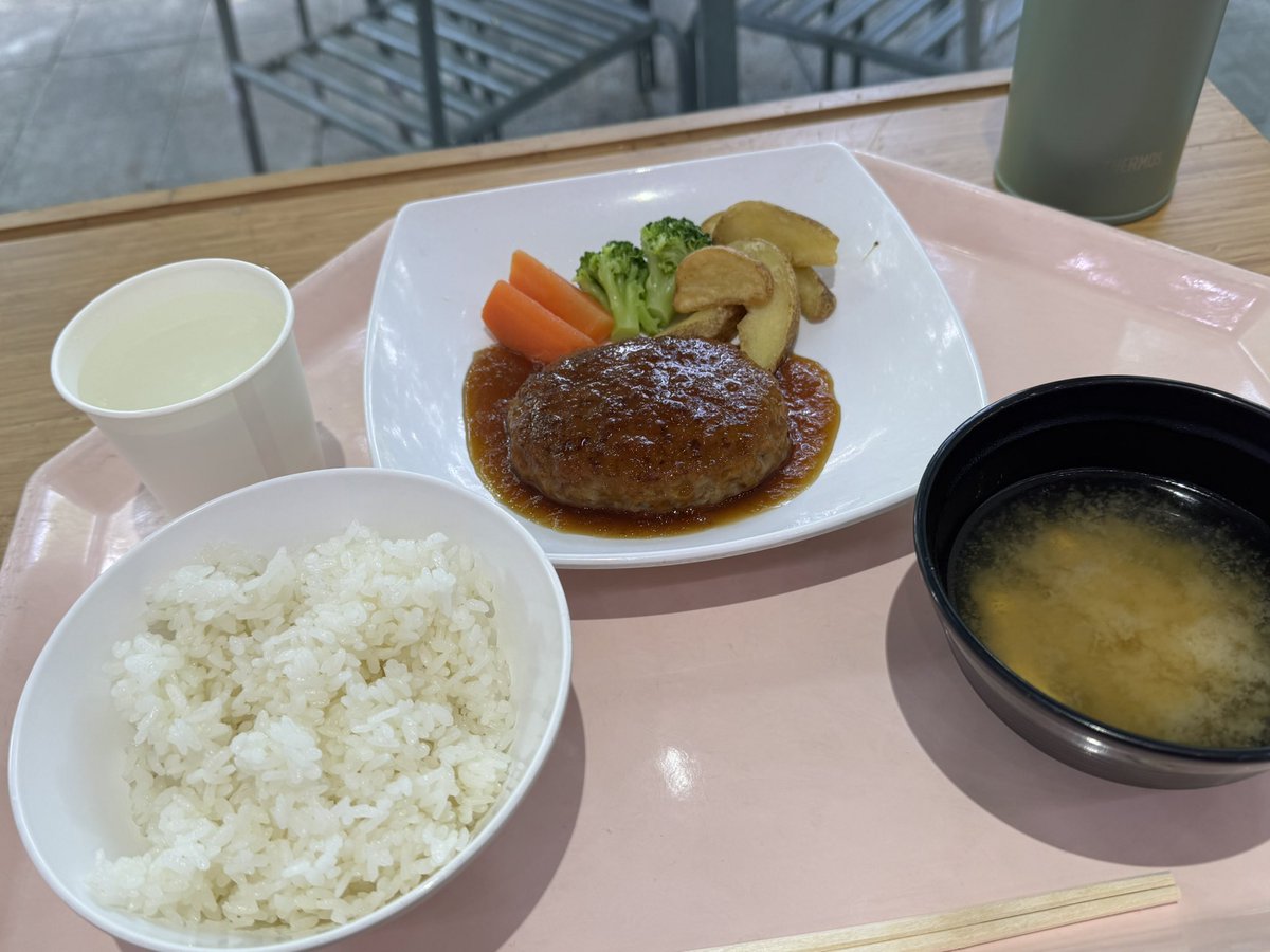 Ny86Os's tweet photo. 今年はポテトあって、喜 https://t.co/7Dm5rX5wxa