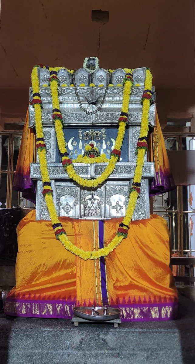 vijayendrajoshi's tweet photo. Sri Raghavendra Teerthara Moolabrindavana 🙏🏻

Sri Vadeendra Teerthara Moolabrindavana 🙏🏻 https://t.co/JzAB5viAzn