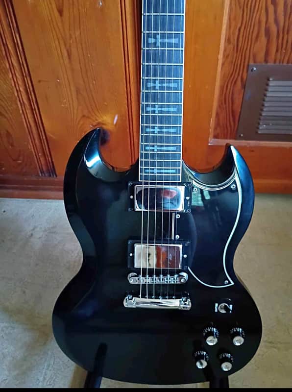 TheGuitarPit's tweet photo. 🎸 Gibson Tony Iommi Custom Shop SG
💰 $18,500 · Excellent Condition
🔗 Link in bio
#guitar #guitarporn #collector #reverb #gibson #theguitarpit https://t.co/6Jn5O7zbkh