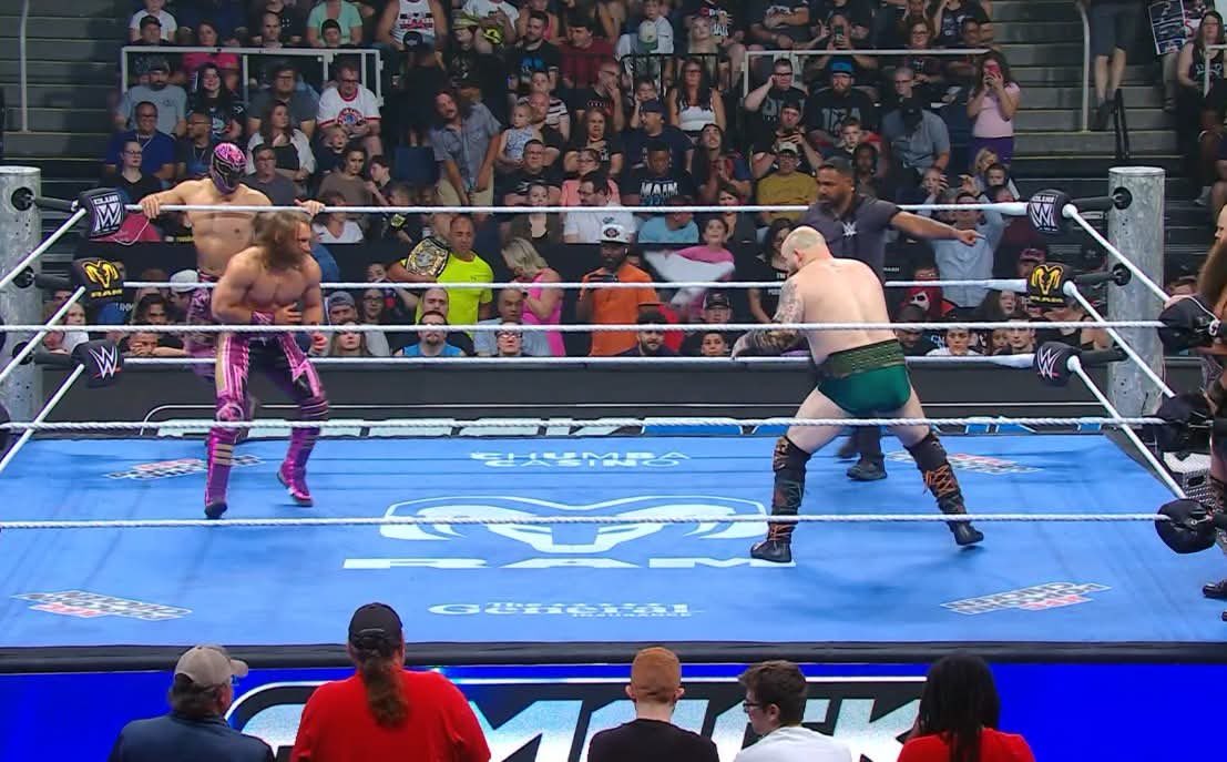 jules_mf99's tweet photo. @MrSantiZap HELL of a match, it sucks that they’re just building the war raiders up to fed to WEPA UP and don’t really care about tag team wrestling lol. https://t.co/REm9xydV4U