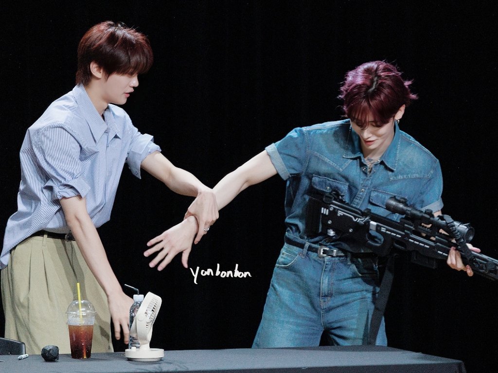 biiwzla's tweet photo. 260717 

🐶🐱 

#리키 #RICKY #沈泉锐 #リッキー
#규빈 #gyuvin #김규빈 https://t.co/FELmECjG5w