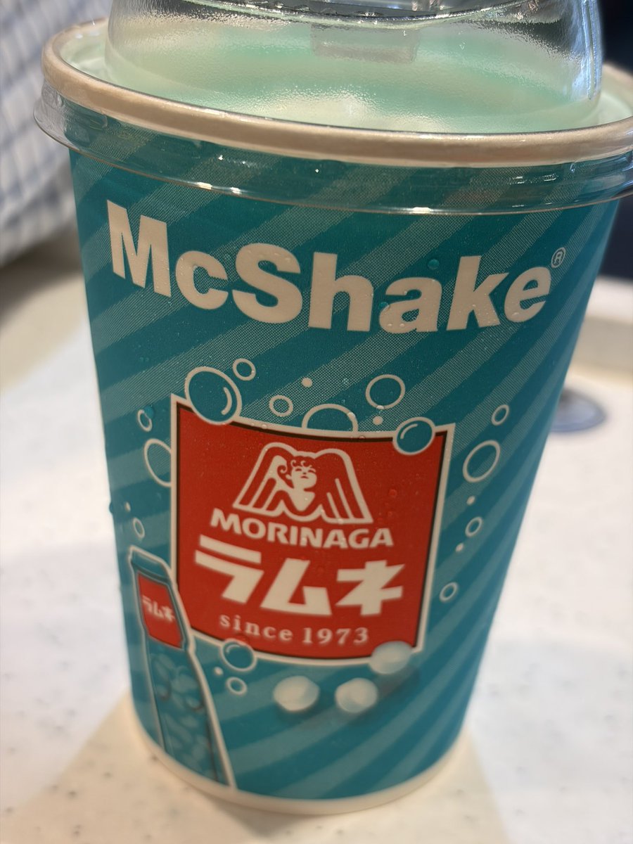 Kirin_chan87's tweet photo. 大阪着いてマック食った https://t.co/R7oBlKaQyd