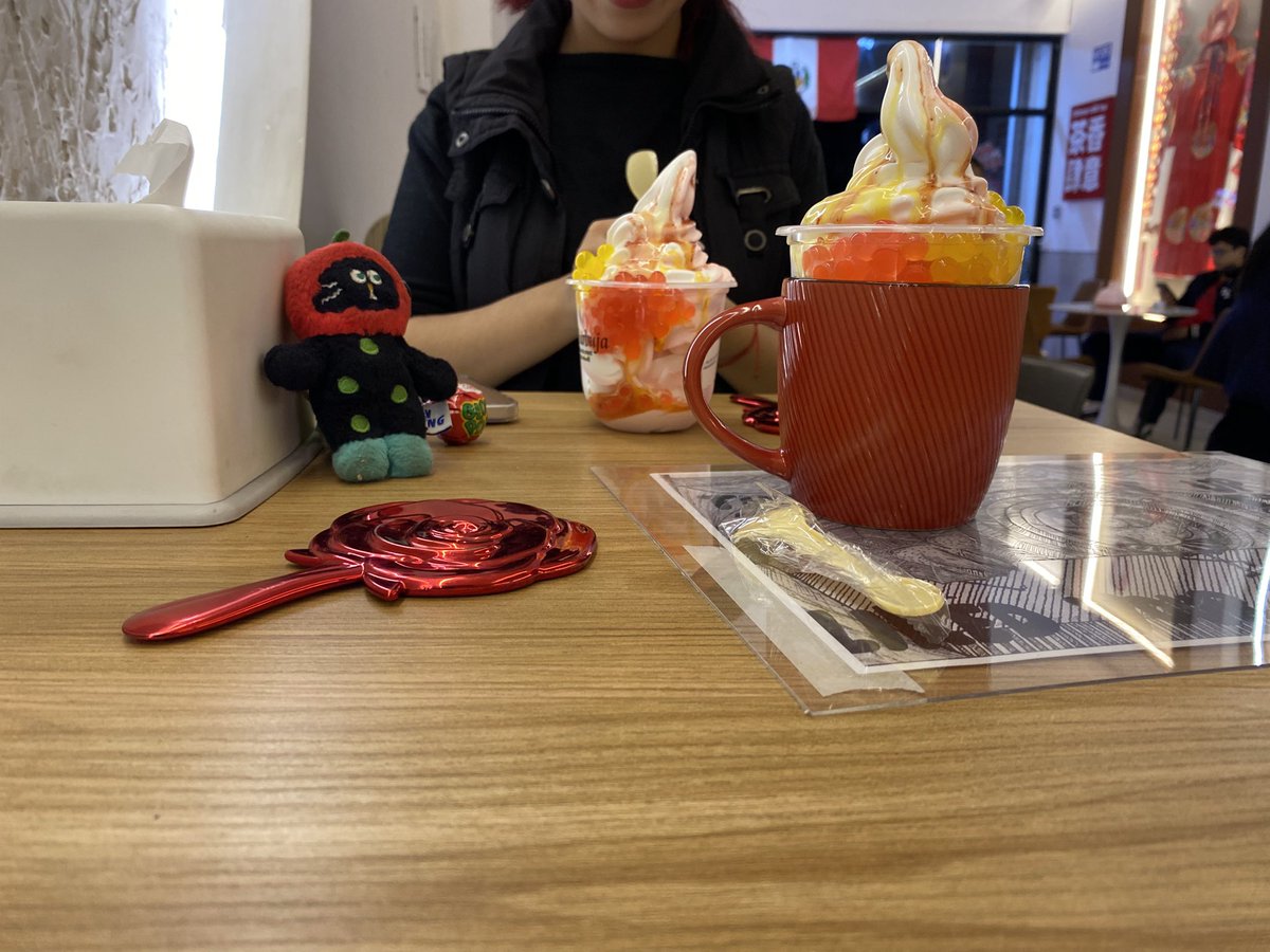 Berryy_owo's tweet photo. Cuando tengas 12 conocerás a una niña que te dará tu corrector , es muy importante sentarte atrás de ella https://t.co/ndB88M2NpK