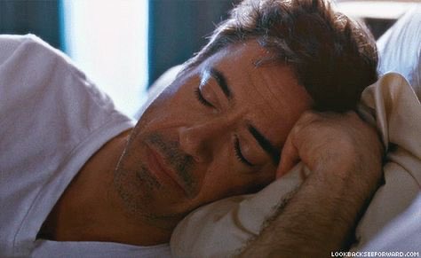 TinkeringGenius's tweet photo. He’s sound asleep https://t.co/IPbn0Iek59