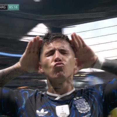 prospextu's tweet photo. 7/24 Messi formasıyla dolasan bizzo https://t.co/RADqwAuih7