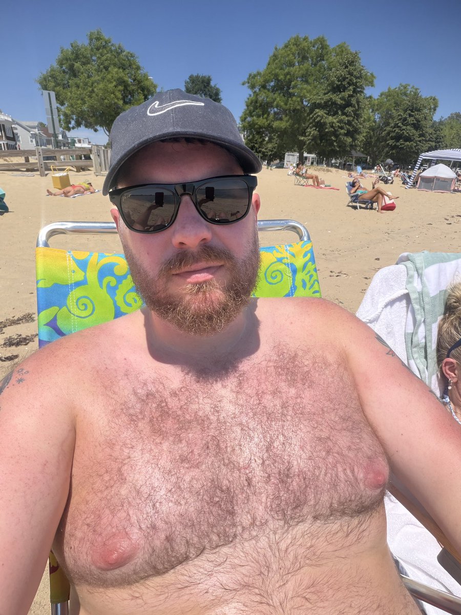 BearOfTheBall's tweet photo. At the beach / after the beach https://t.co/xkP7AvpPSj