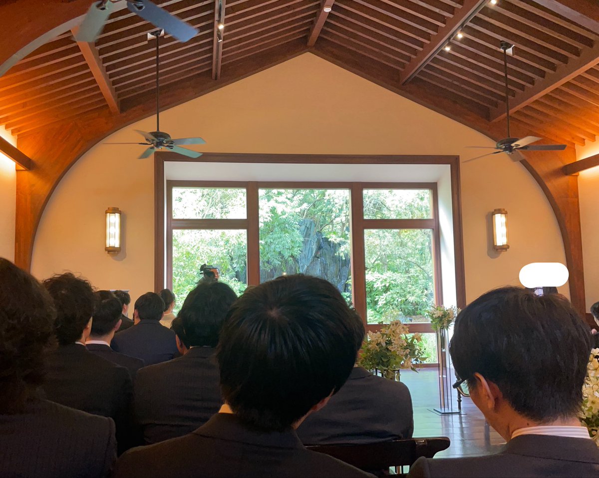 Sohika_QLOCKS's tweet photo. 大学同期(お相手がガチお嬢様)の結婚式会場がガチすぎて震えてる https://t.co/eOG0YlN9QO