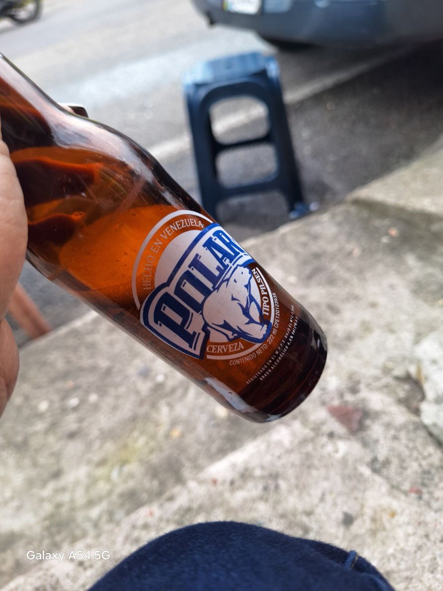 DaHomeInspector's tweet photo. #17Jul tomando unas #polar para distraerme y refrescarnos del #calor #Mañaneros17J #mundialdefútbol2026 https://t.co/GWPXfRfNBS