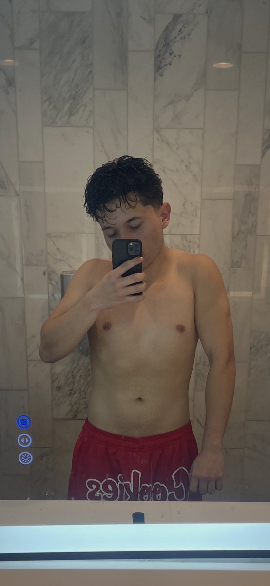 jj2loyal's tweet photo. One of one #latino #teen #content #flacko #mexican #ie https://t.co/dft0AL70BF