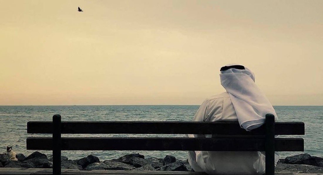 557's tweet photo. كبرتك بعين البعيد و حواليك
ابيك تكبر والمصيبه تكبرت… https://t.co/CSHHmVGLY9