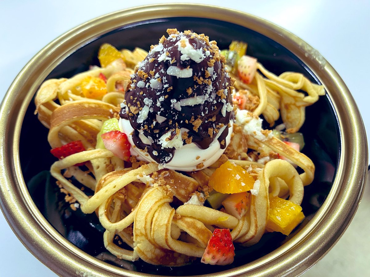 mot0552's tweet photo. 天満屋のあいす万博でアイス食べた🍨🤤 https://t.co/NrTzrN6CKb