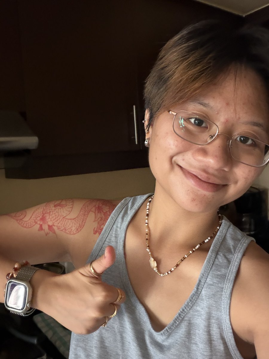 fernhrrdr's tweet photo. almost half a year with the red dragon tattoo! https://t.co/ekvyzSsOhQ