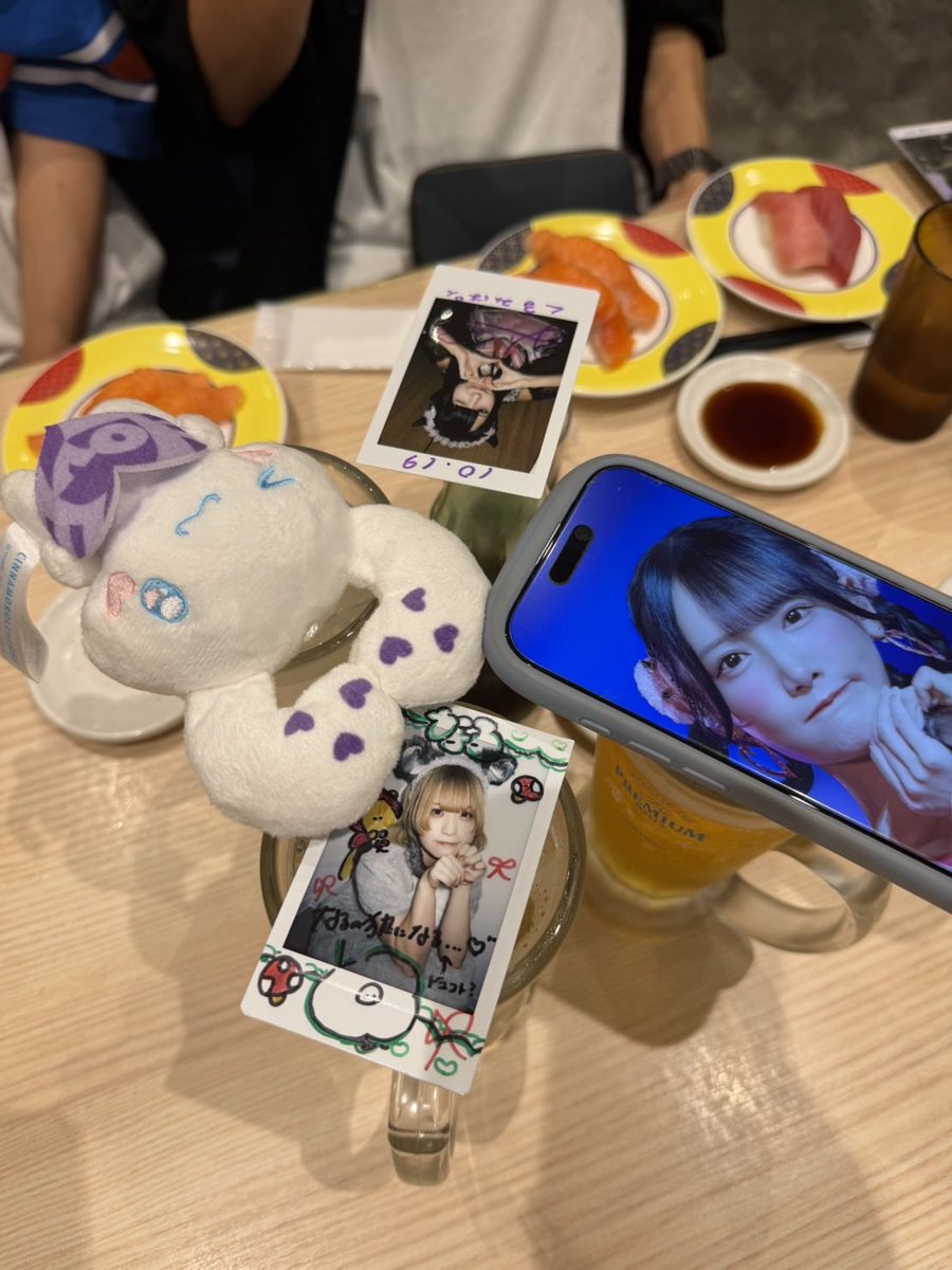 _Hitomi_YT22_'s tweet photo. 昼に高級寿司はえぐい https://t.co/rkU9kSZlfM