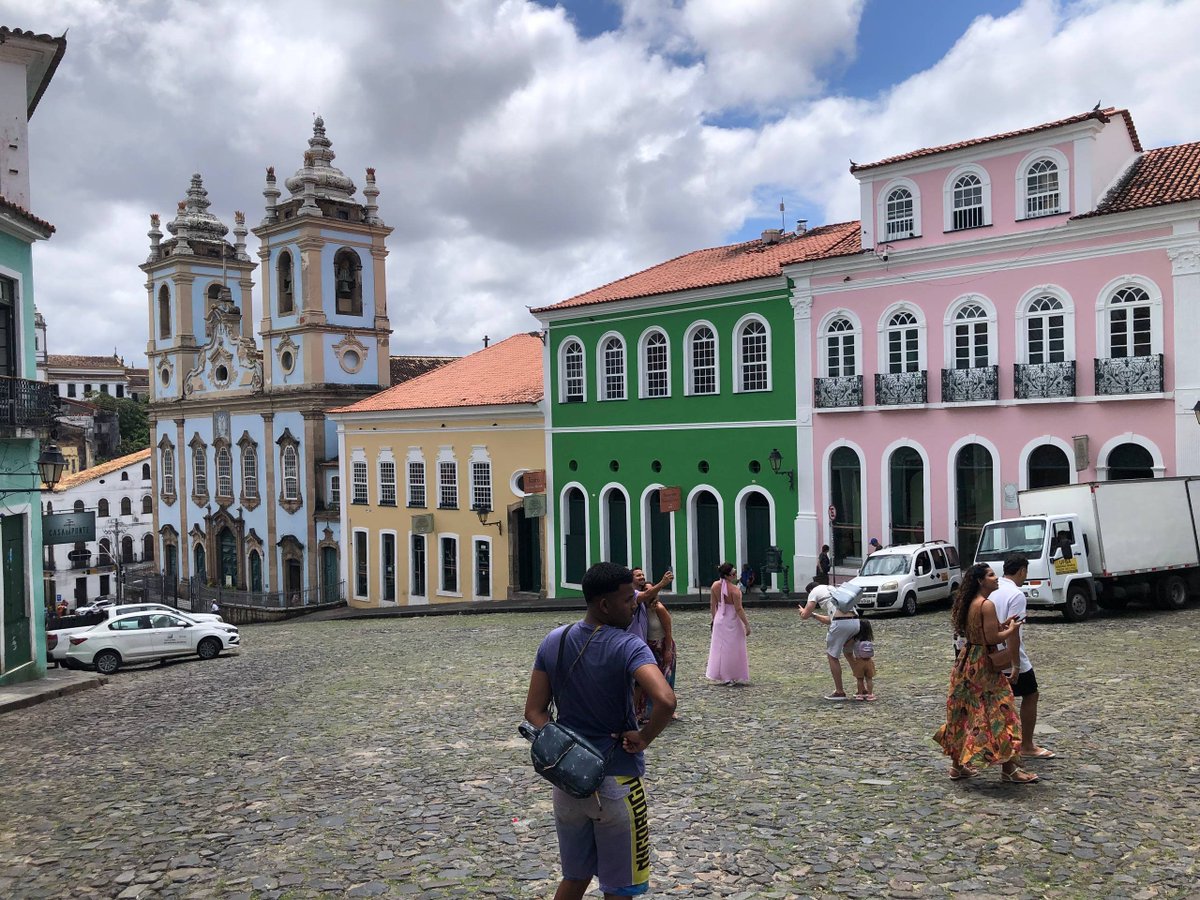MoonSarito's tweet photo. @asjacksonmj I was in Pelourinho, here in Bahia, last year, if you visit the place, you’ll still see a poster of him exactly where he stood during the clip, and his songs play at the house there all day long.

The poster is a bit worn from time, but it was really cool to visit that place. https://t.co/K831fi0M0I