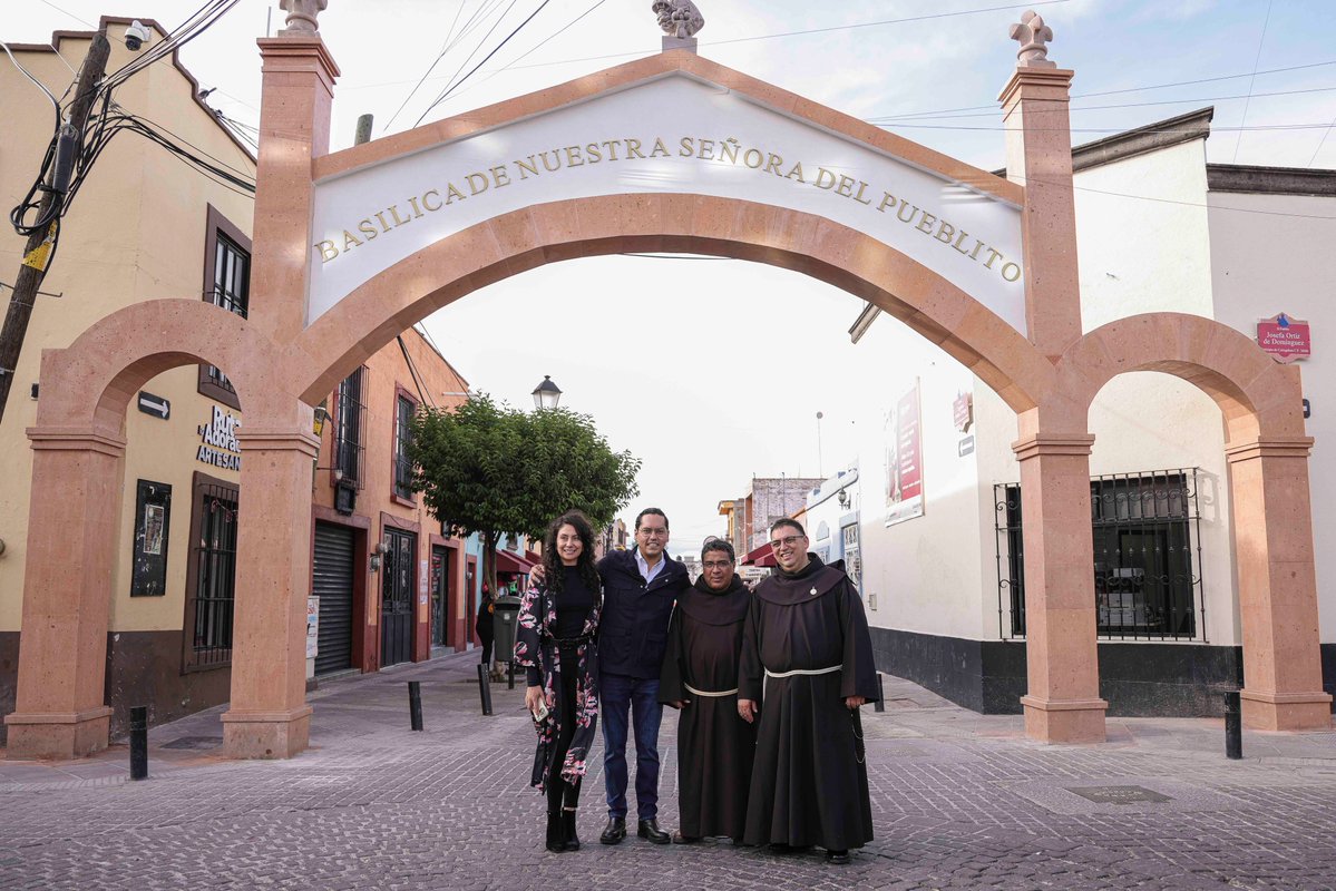 JosueGro's tweet photo. Así de hermosa luce la Basílica de Nuestra Señora del Pueblito, un lugar que resguarda nuestra historia, nuestras tradiciones y la fe de generaciones enteras.

Es un orgullo tener en Corregidora un símbolo que nos da identidad y que forma parte de la esencia de nuestro estado. Sigamos valorando, cuidando y sintiéndonos orgullosos.