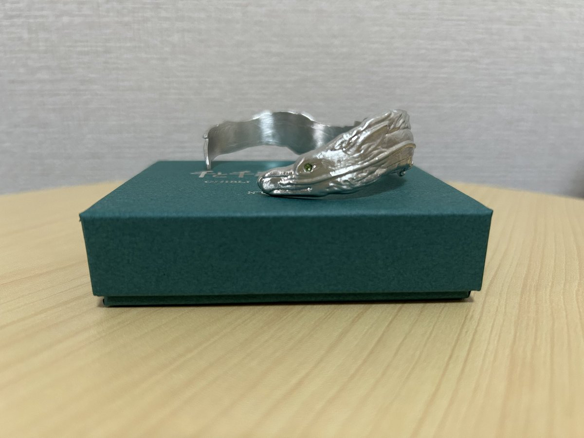 Butter_ghibli's tweet photo. ジブリ美術館の購入品

ロボット兵は高かったけど迷いに迷って買ってしまった🤦🏻‍♀️♡ https://t.co/CiplGutbaU